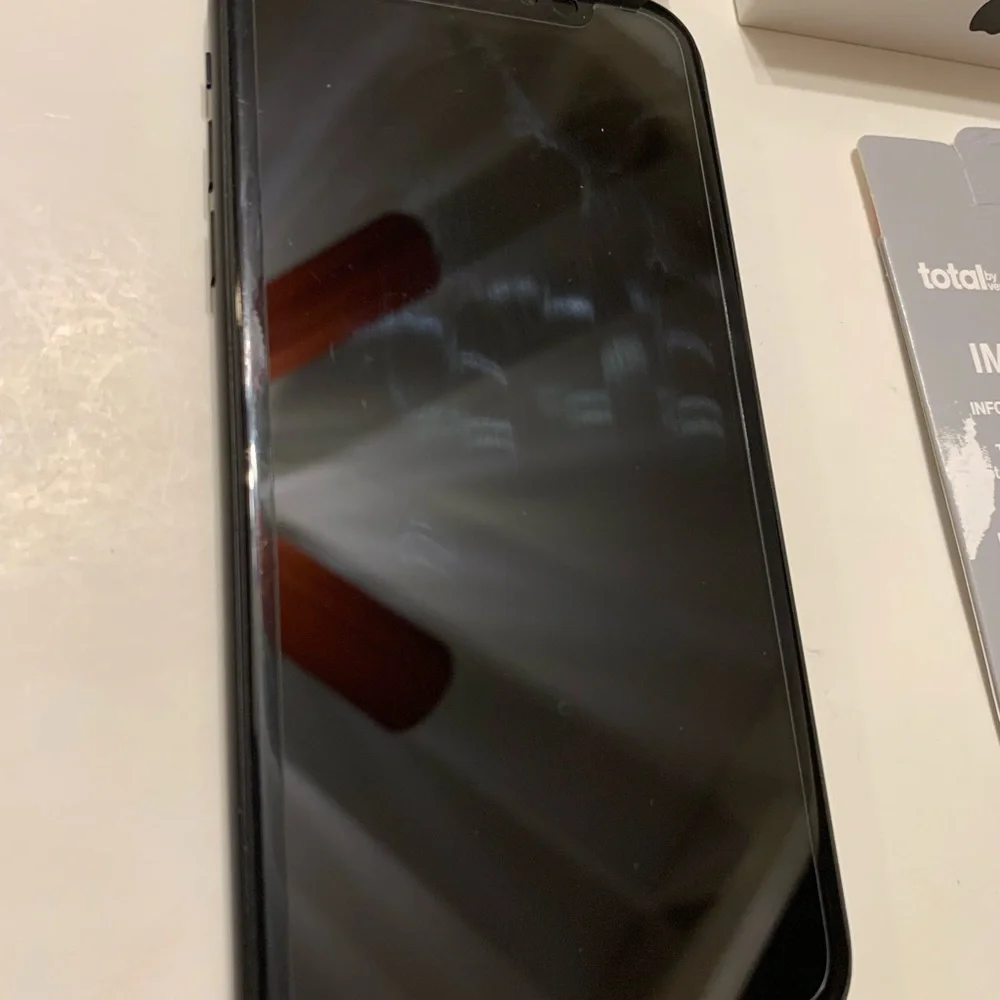 Apple iPhone XR 64 GB in Black